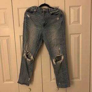 American Eagle Mom Jeans